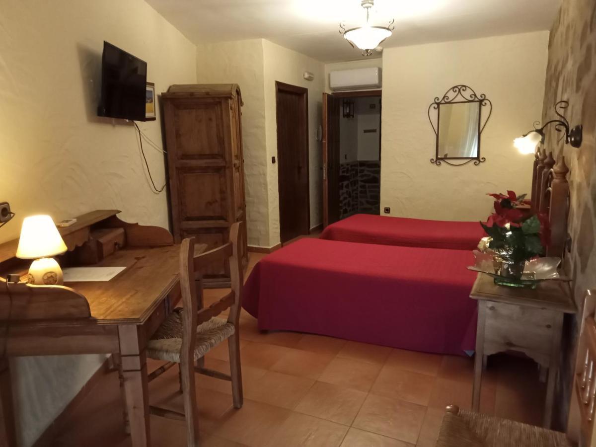 Hotel Villa De Berzocana المظهر الخارجي الصورة