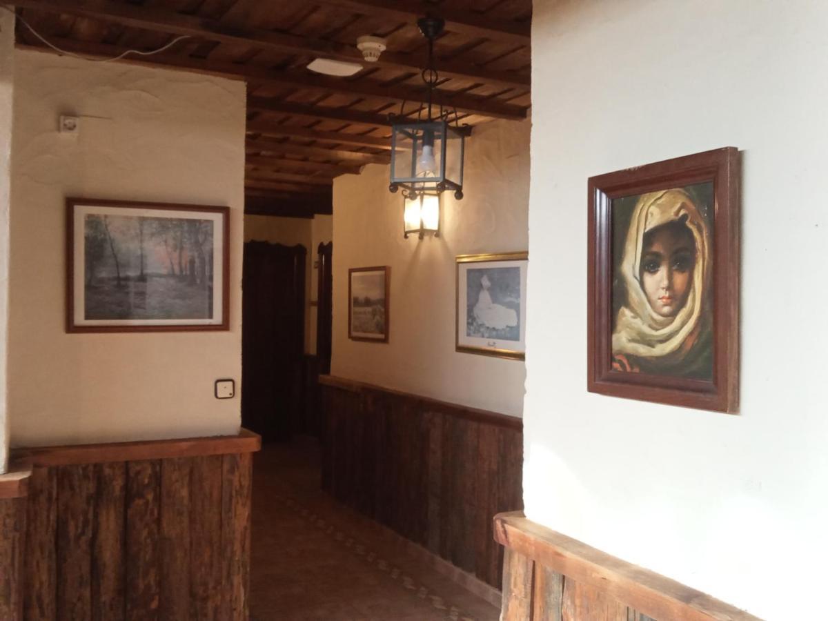 Hotel Villa De Berzocana المظهر الخارجي الصورة