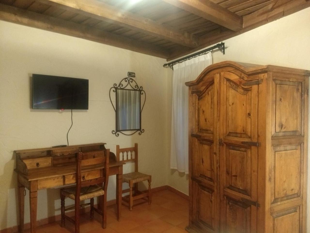Hotel Villa De Berzocana المظهر الخارجي الصورة
