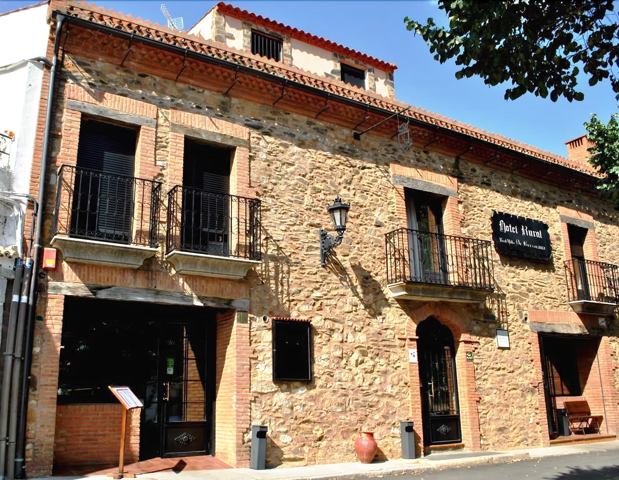 Hotel Villa De Berzocana المظهر الخارجي الصورة